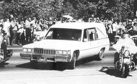 What happened to the hearse used in Elvis’s funeral? | Hubcapzone.com